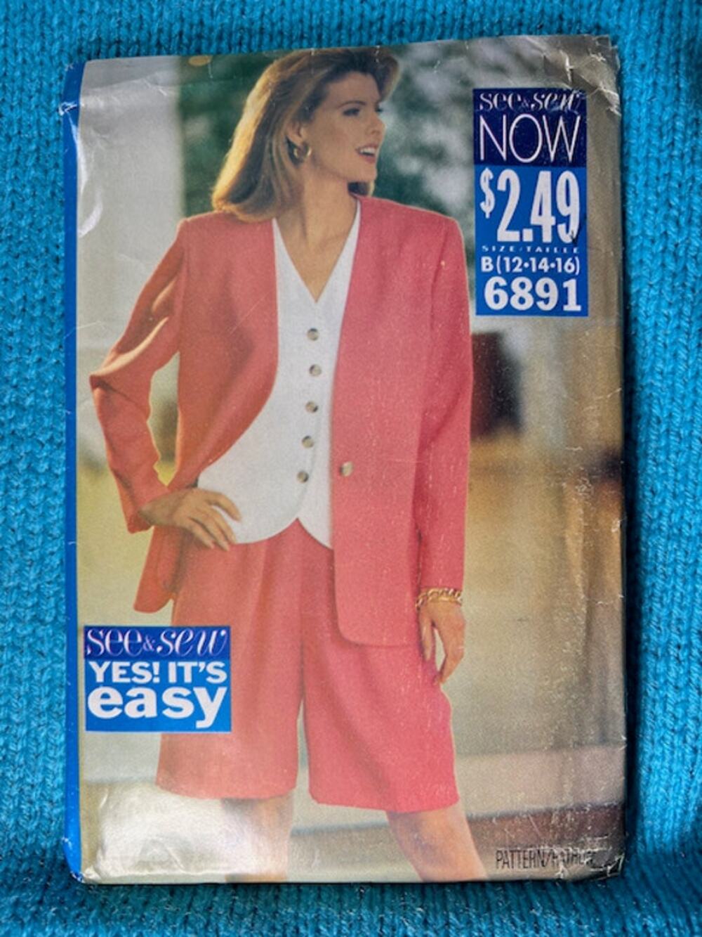 Butterick Sewing pattern 6891 Suit blazer blouse shorts 1980s size 12 14 16